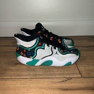 Jayson Tatum “Welcome To The Garden” Shoes Size 11C